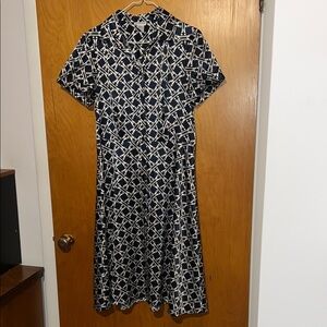 Chic Satin Navy and White Geometric Midi Dress